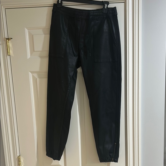 Women’s coated Black Jogger Pants - Picture 1 of 4